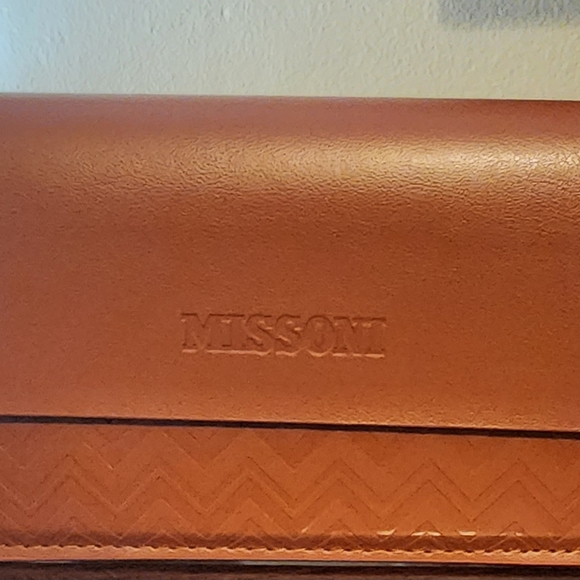 Missoni Sunglasses - Picture 3 of 4